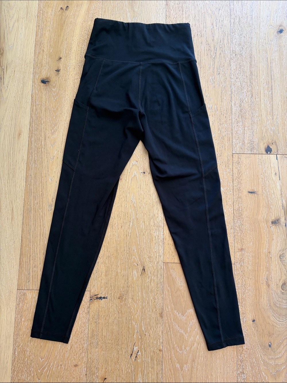 Women’s American Eagle “The Everything Pocket Legging”- Small - Picture 2 of 9